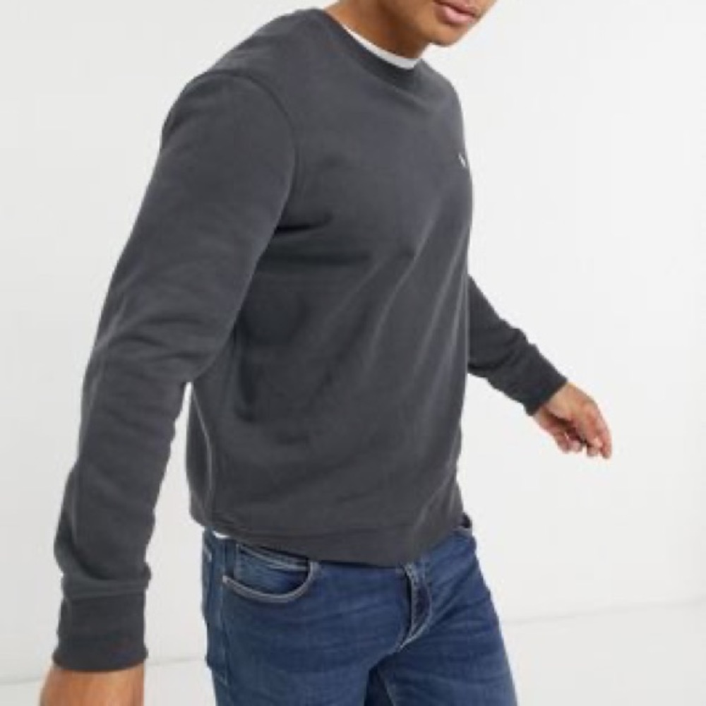 Abercrombie & Fitch Grey Icon Long Sleeve knit